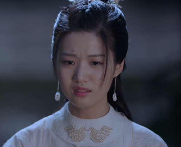 《玉骨遥》又见卢昱晓,虽然只是配角,但真的很清纯很有灵气