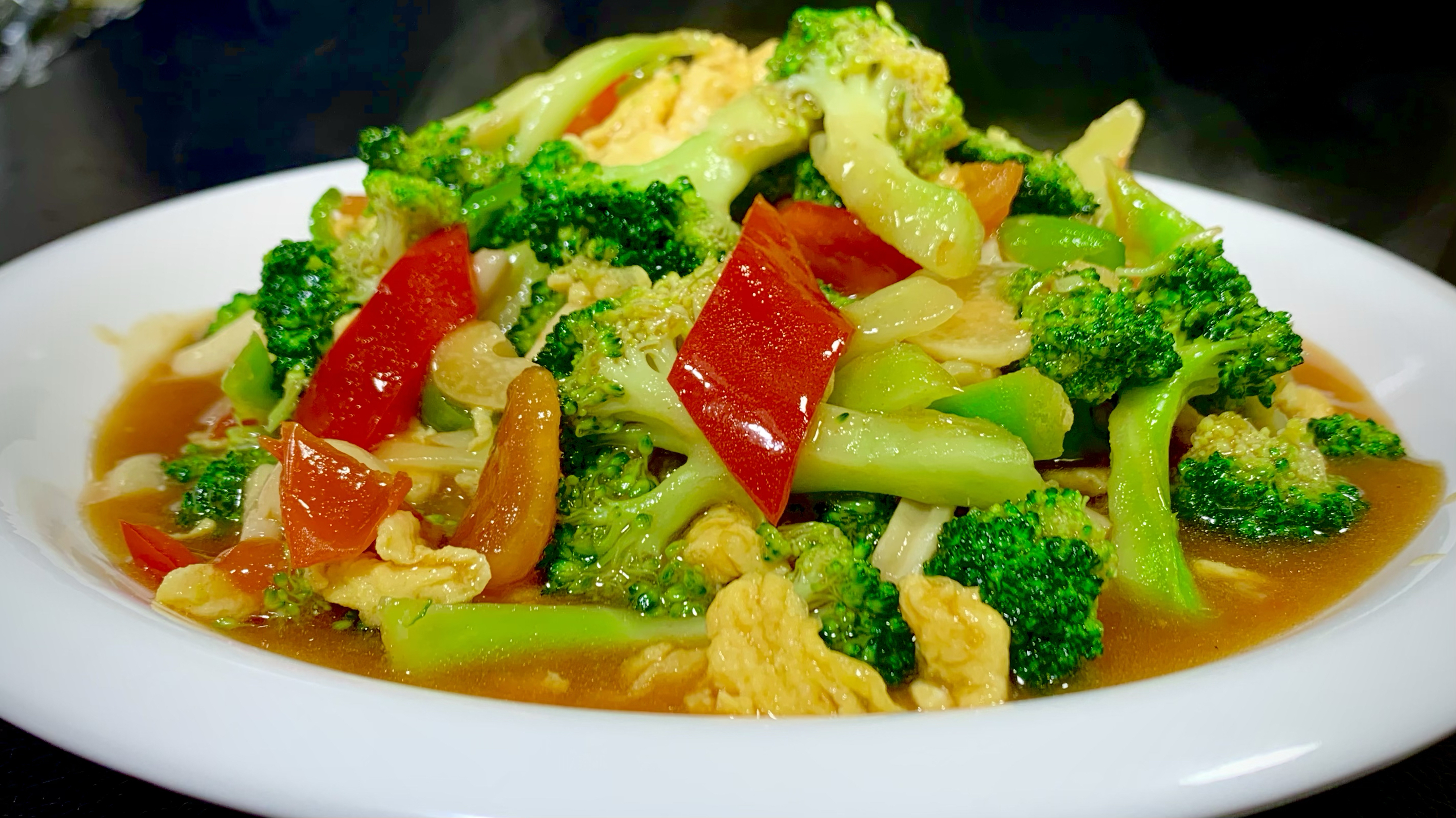 西兰花这样做才是正确做法，岀锅清脆爽口，营养又好吃，太解馋了