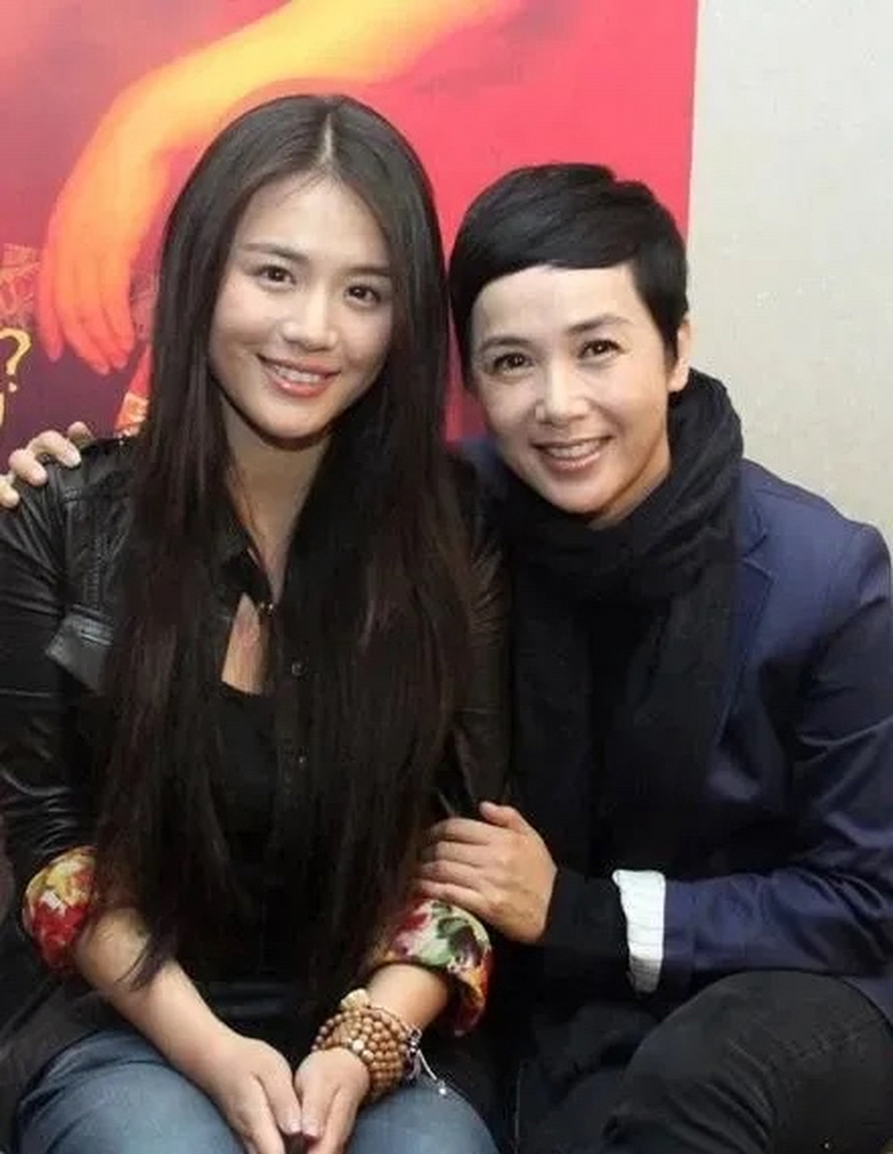 2016年,蒋雯丽成功套现13.5亿,拿出1.