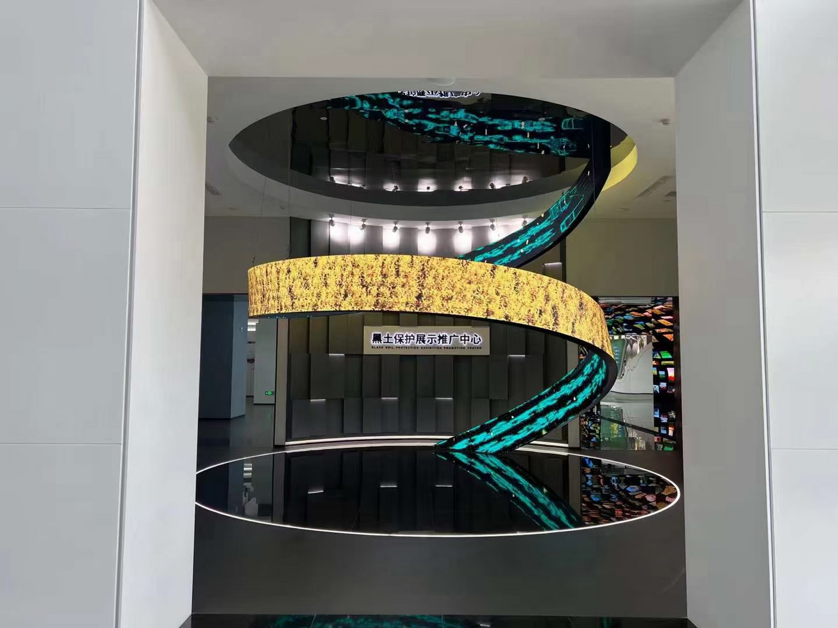 艺术装置led柔性显示屏 #led屏厂家# #led显示屏生产厂家# #助我上