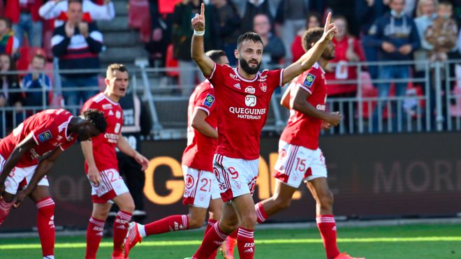 法甲第10轮:姆巴佩猛虎下山,大巴黎痛扁布雷斯特