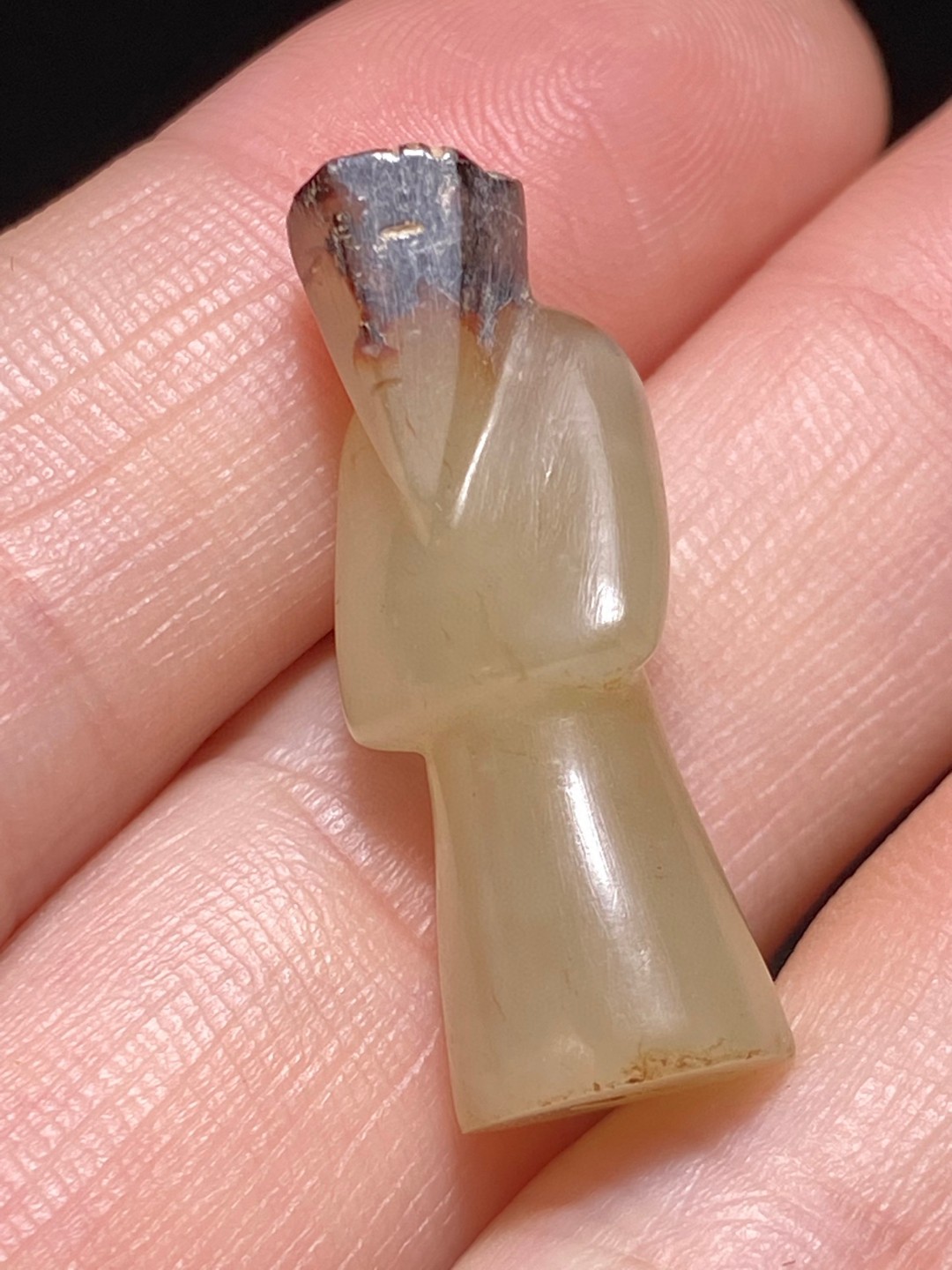 明 和田玉籽料沁色 玉翁仲 挂件