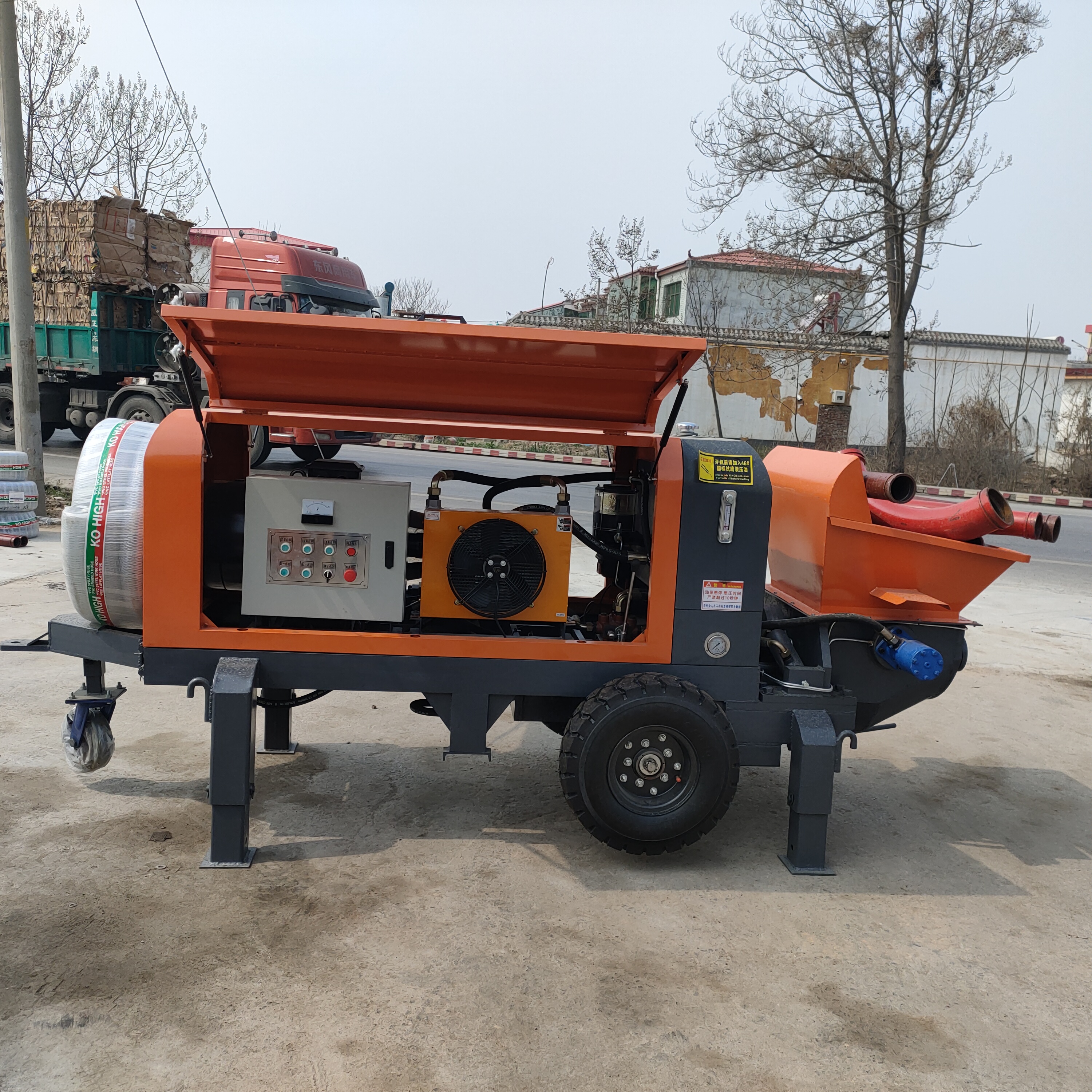 40型细石混凝土泵,细石混凝土输送泵厂家,打垫层地坪150米地泵