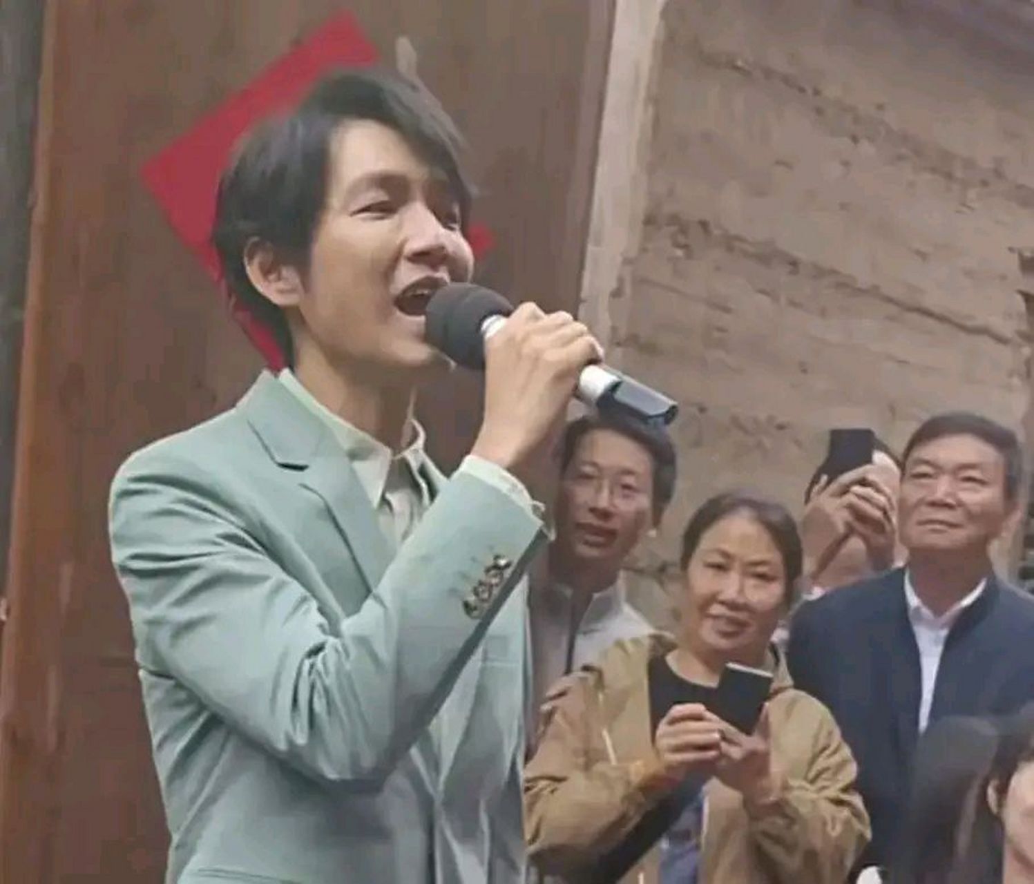 钟汉良近照曝光,网友直呼太吓人了!