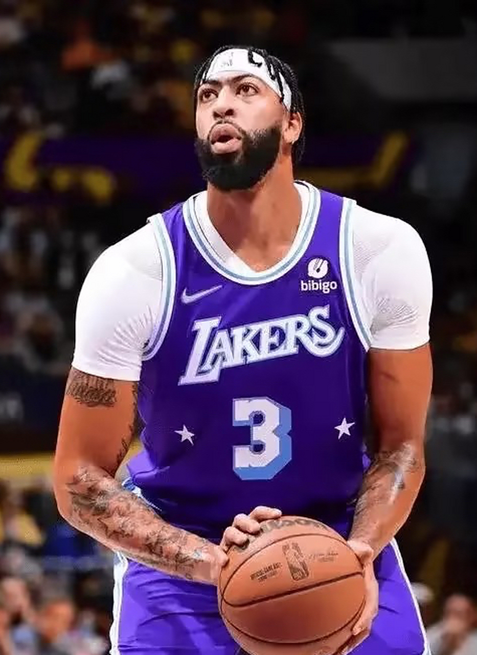 鹈鹕在2019年夏天将安东尼-戴维斯摆上货架,当时联盟都给出了怎样的