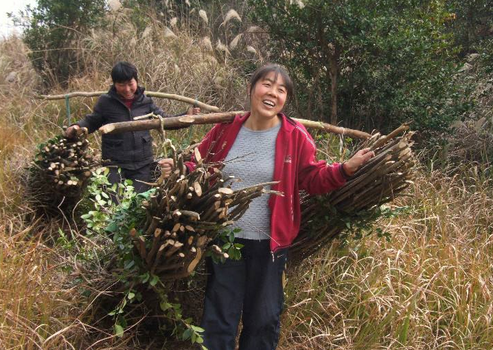 24岁,未婚夫去世后,我吃了好大一个瓜.今年34岁,还是孤身一人