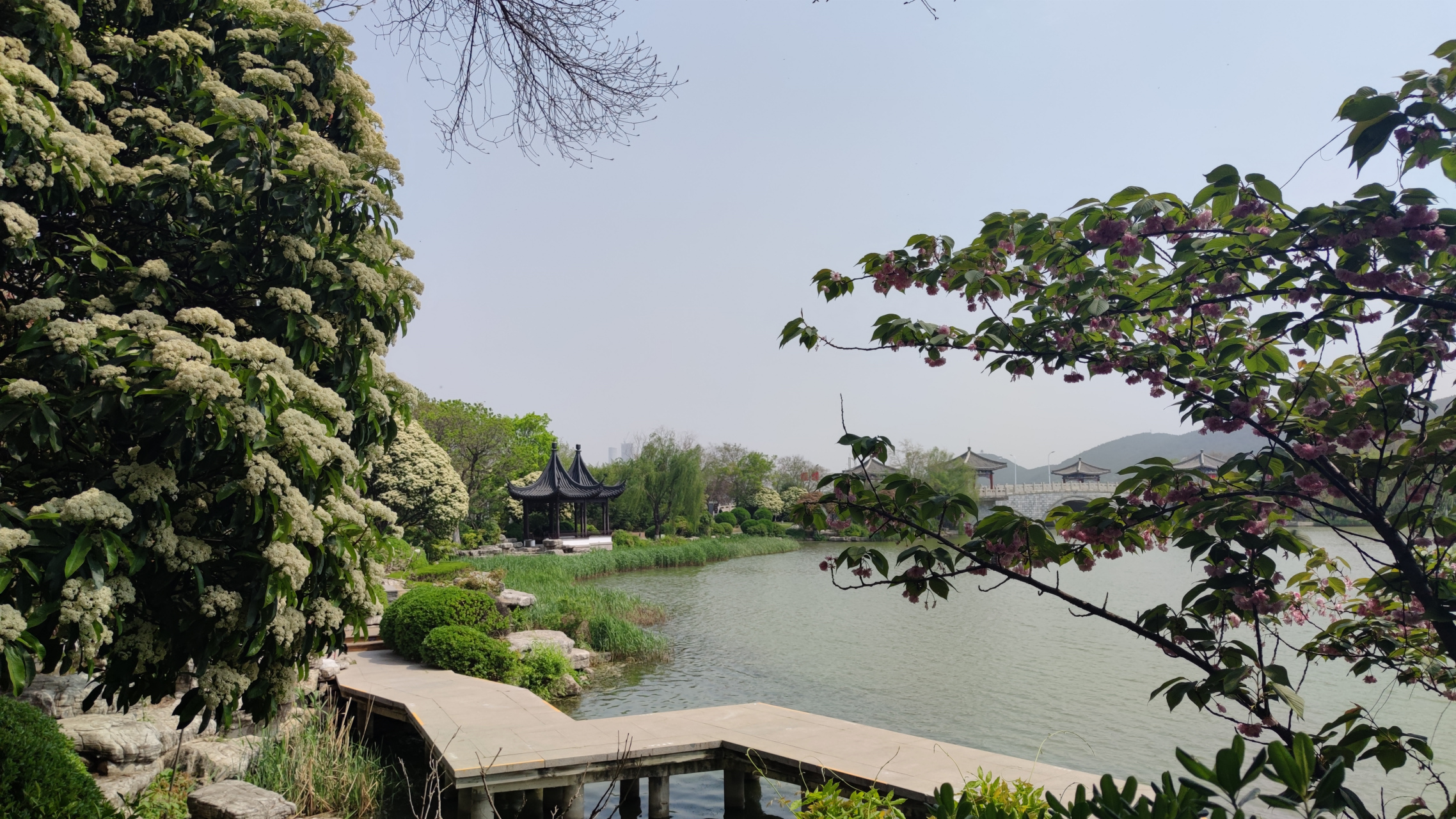 徐州南湖水街,南湖水街位于珠山之东,云龙湖与小南湖的分界线在湖南路