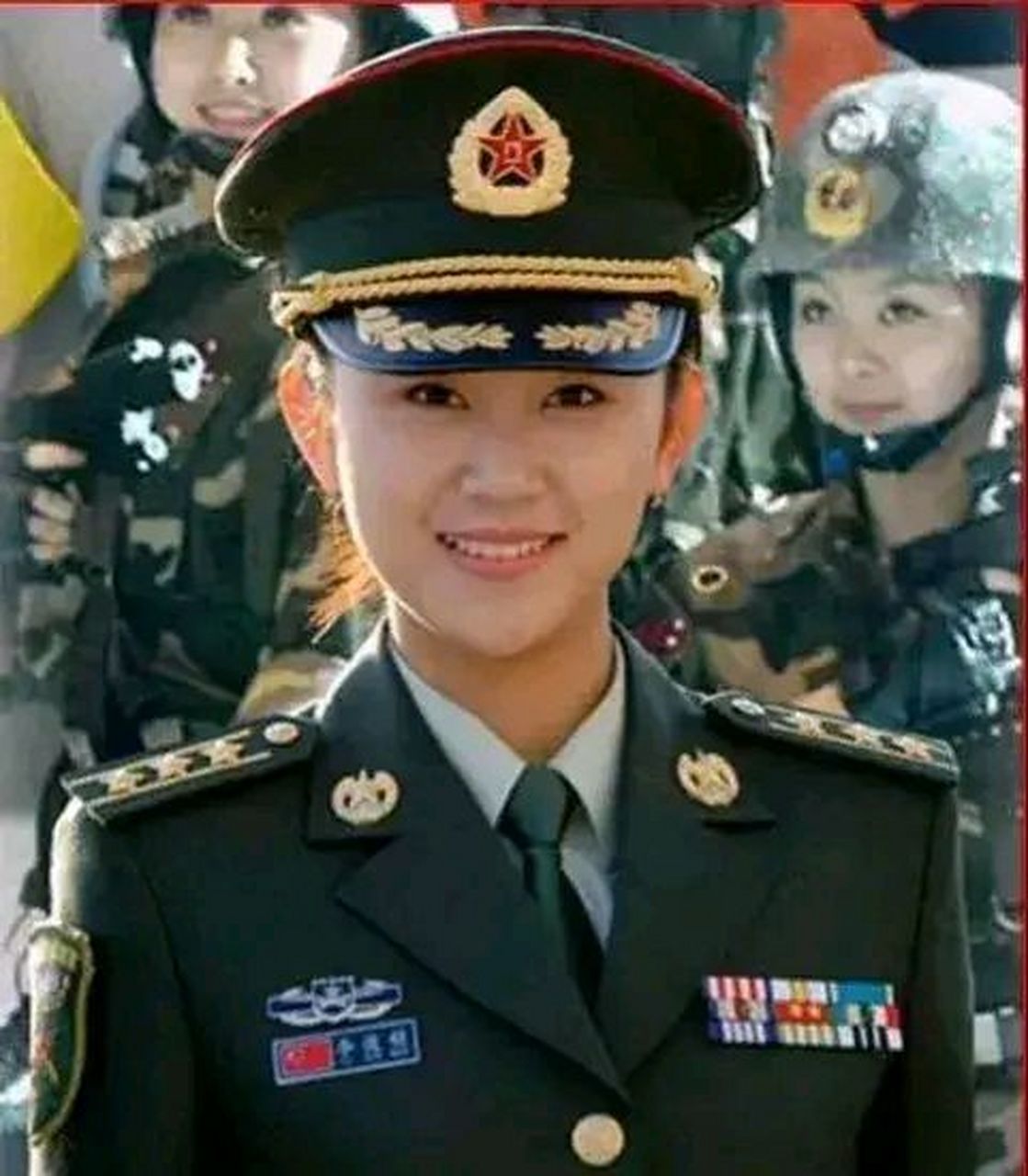 驻港部队女兵身高图片