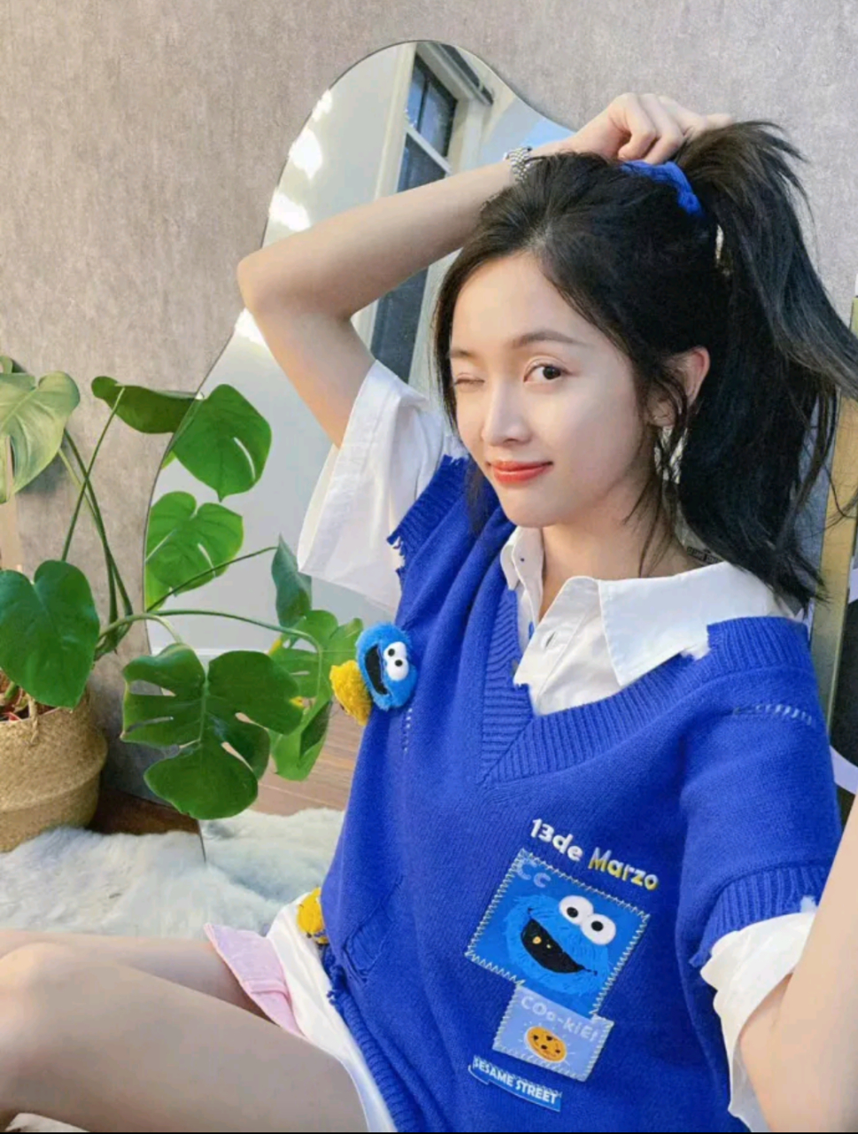 吴宣仪蓝色仙女来袭!#娱乐最前沿# #养眼美女