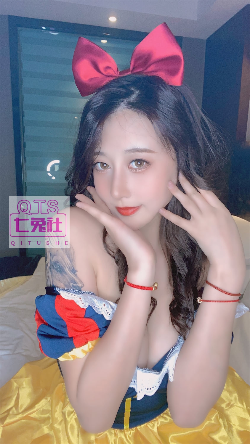 奈汐酱nice34套合集cosplay白雪公主资源分享插图4 奈汐酱nice34套合集cosplay白雪公主资源分享插图4
