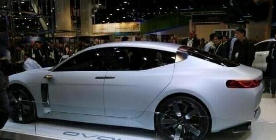 起亚novo,一款比玛莎拉蒂还漂亮的车型,并且配无框车门