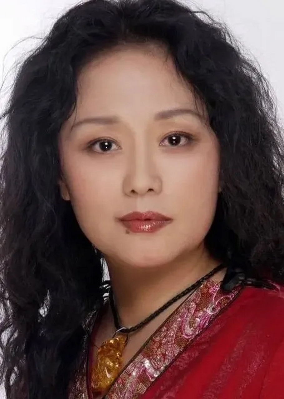 1979年,演员廖学秋去外面拍戏,6个月后突然回家,想要给老公一个惊喜