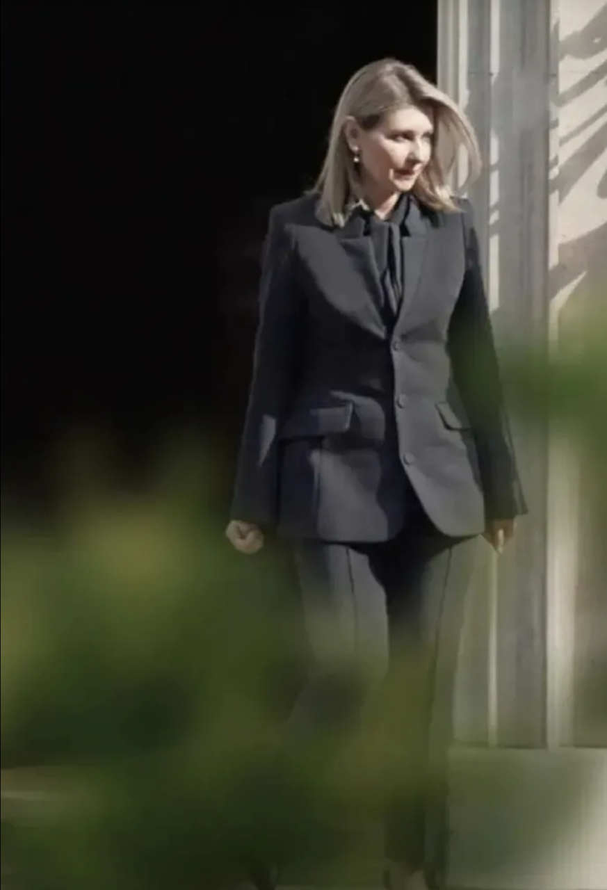 最近,乌克兰总统夫人叶莲娜·泽连斯卡娅在立陶宛维尔纽斯参加北约