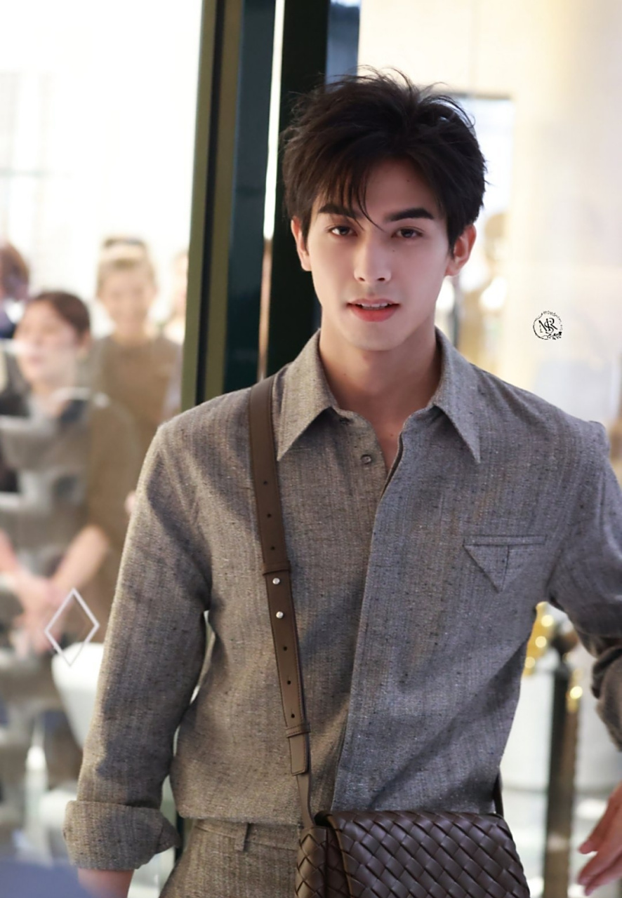 宋威龙和陈仟钰谈恋爱了,恭喜宋威龙[喜][喜][喜]