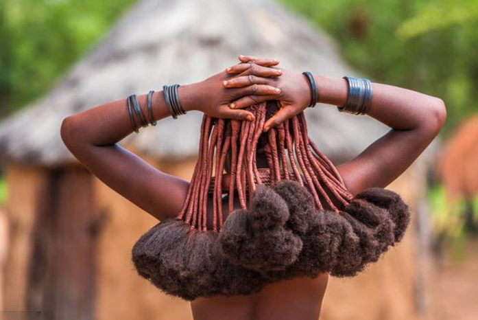 非洲辛巴族,当地女性以"裸为美",游客去了之后直言:太原始了