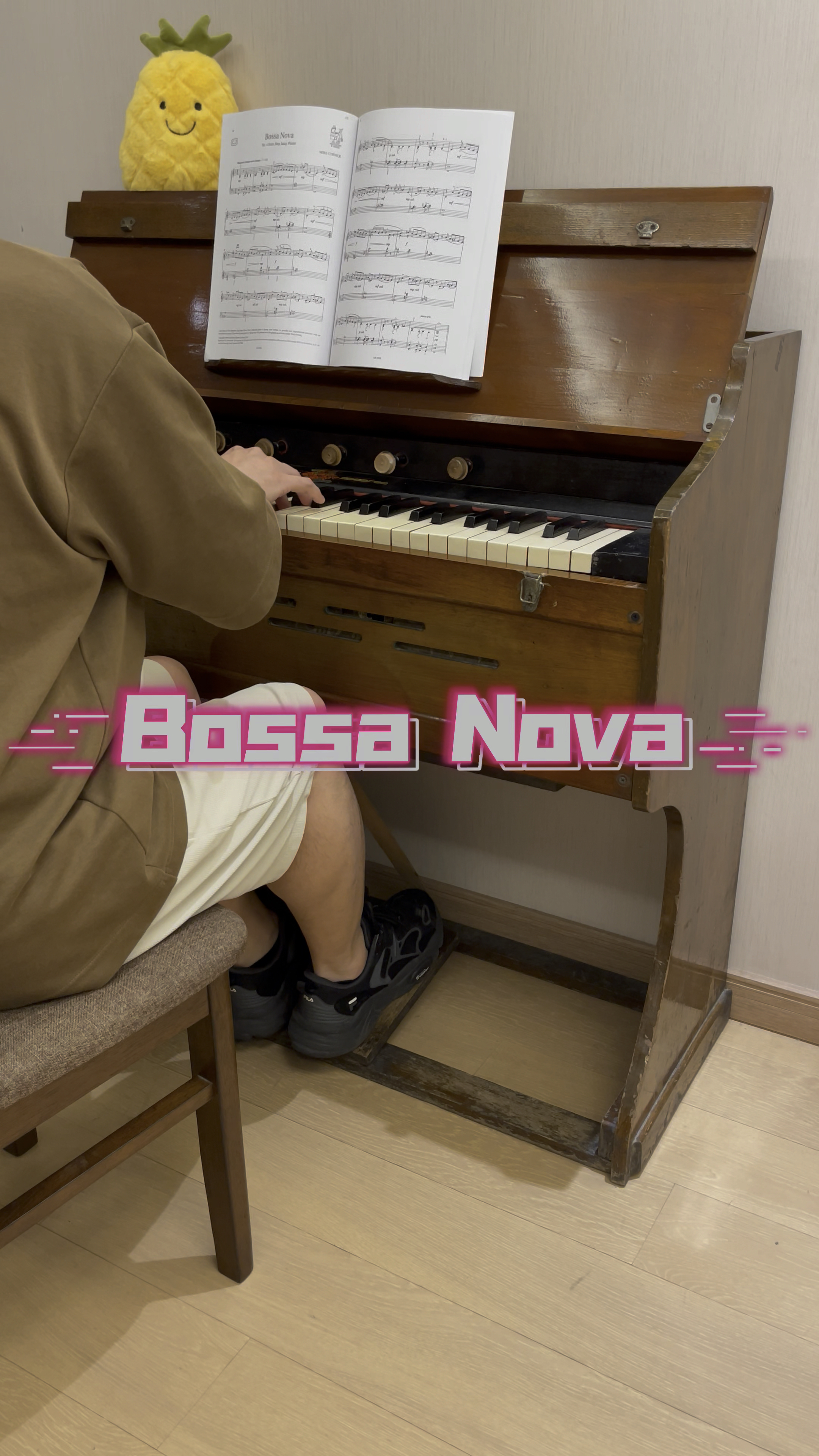 bossa nova 简单好听的爵士小曲 jazz piano 簧风琴 脚踏风琴-度小视