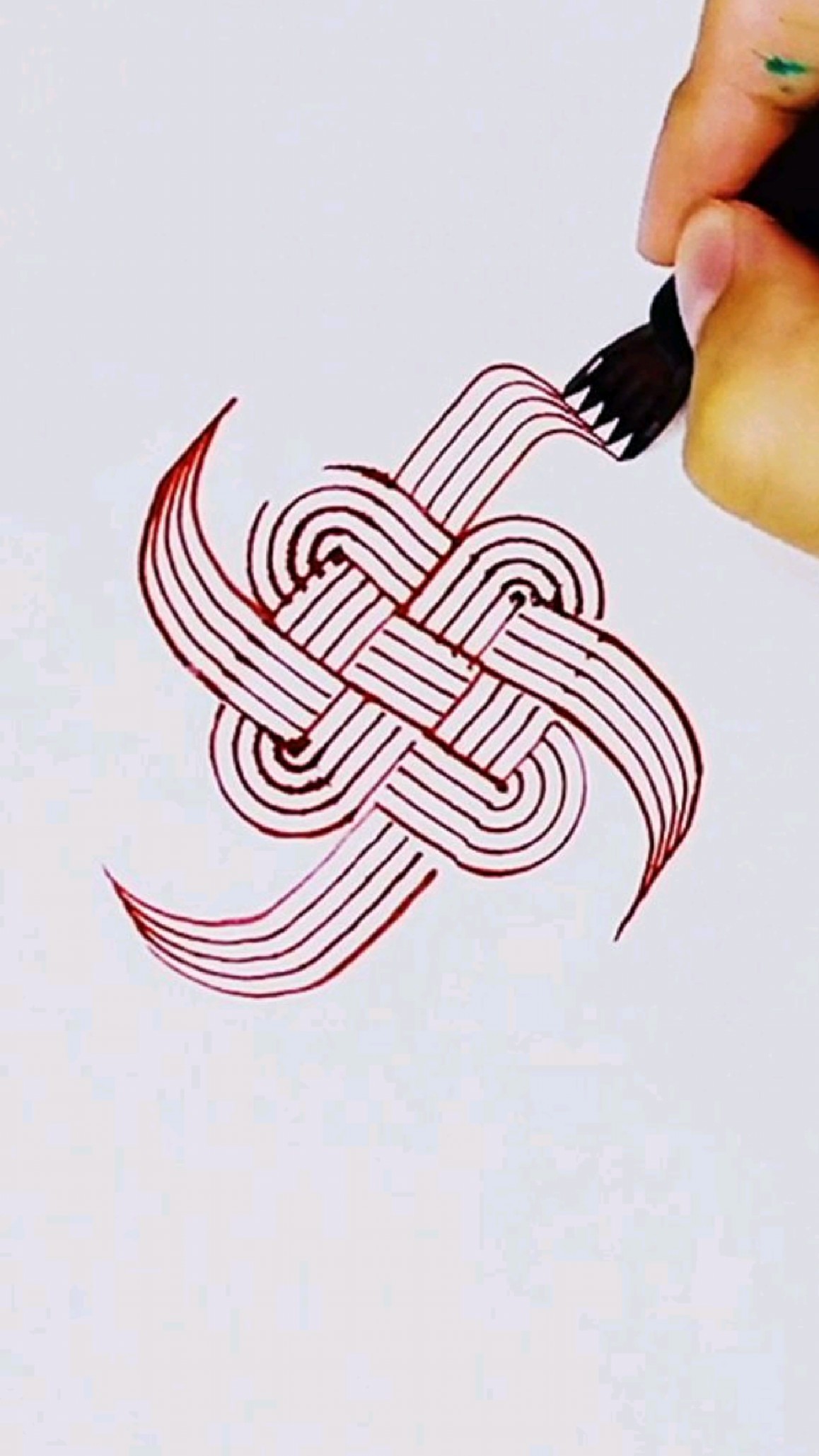 画个红红的绳结