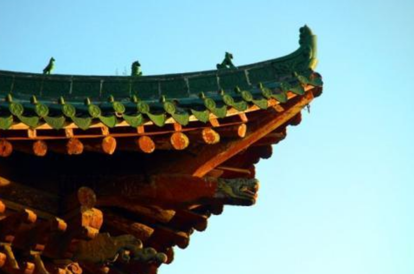 单檐歇山式构造,绿色琉璃瓦顶,河南省漯河三晋乡祠