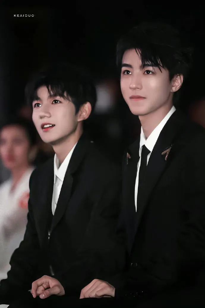 王源,王俊凯公费恋爱?网友:三小只心境早已变了!