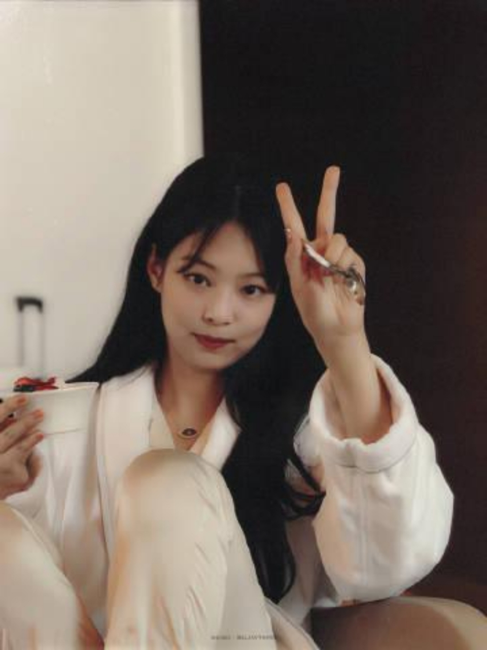 jennie回应舞台划水争议 她的外表甜美可爱,性格活泼开朗,受到了很多