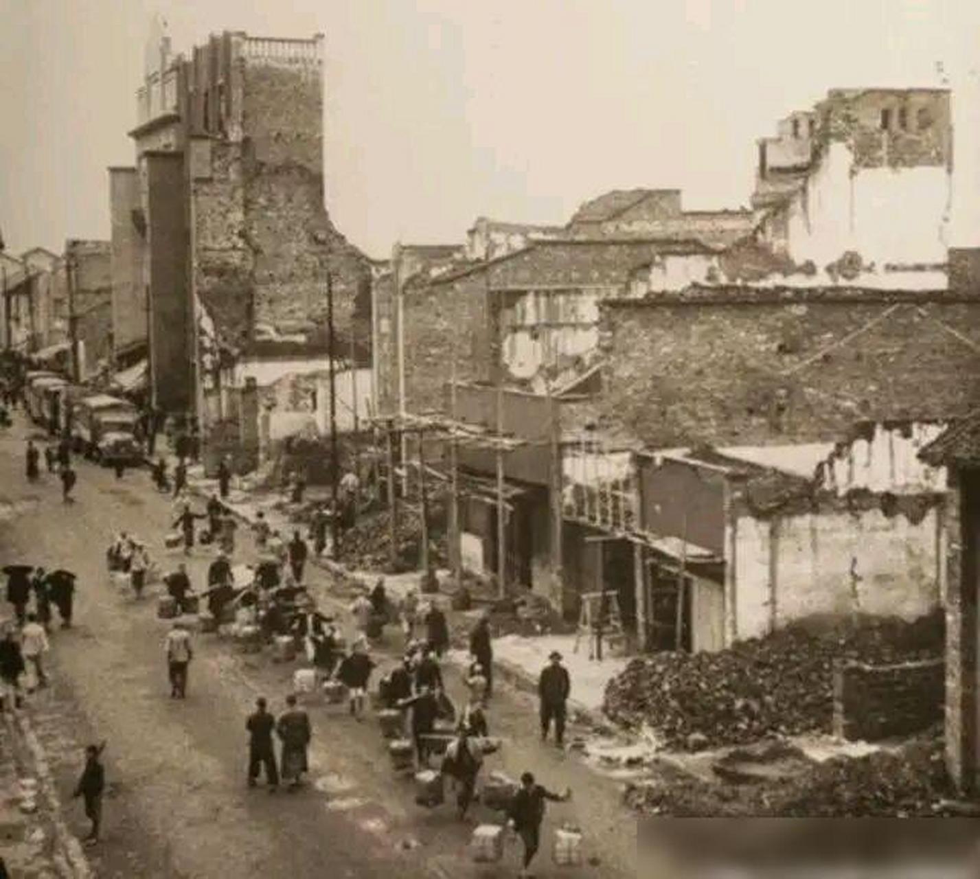 老照片  30几年前湖南衡阳的司前街,变化大吗?