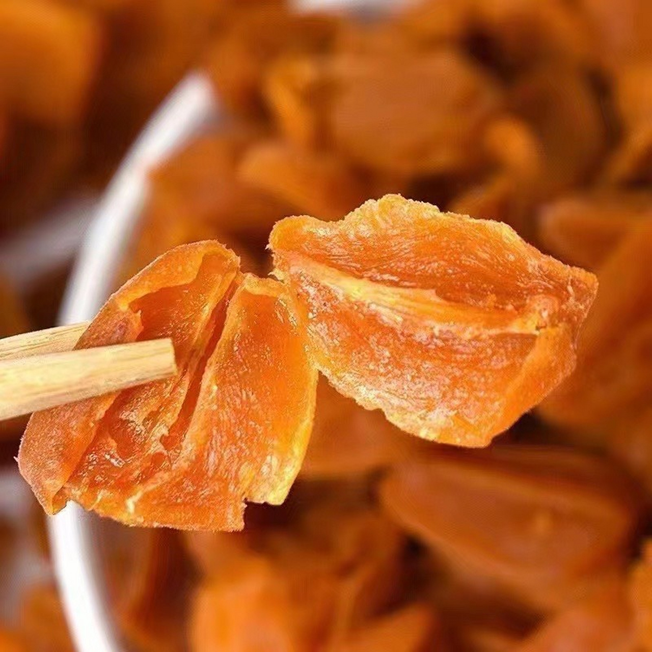 正宗竹蜂盐枇杷干!  三年以上竹蜂盐!