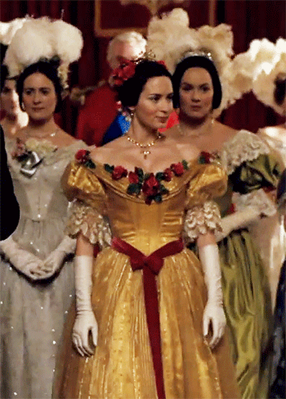 [cp]2009年电影《年轻的维多利亚》,讲述了年轻的维多利亚女王与王夫