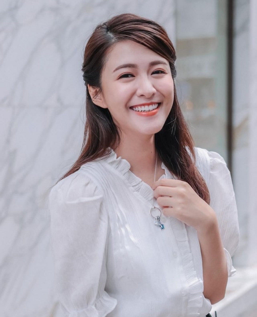 江嘉敏,1994年11月4日出生,中国香港女演员.#养眼美女