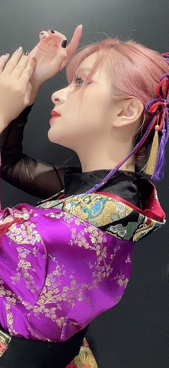 美依礼芽的和服好看么?