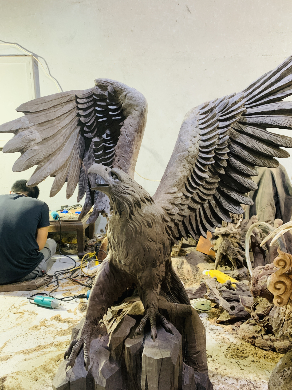 古阴沉乌木木雕大展宏图根雕老鹰摆件