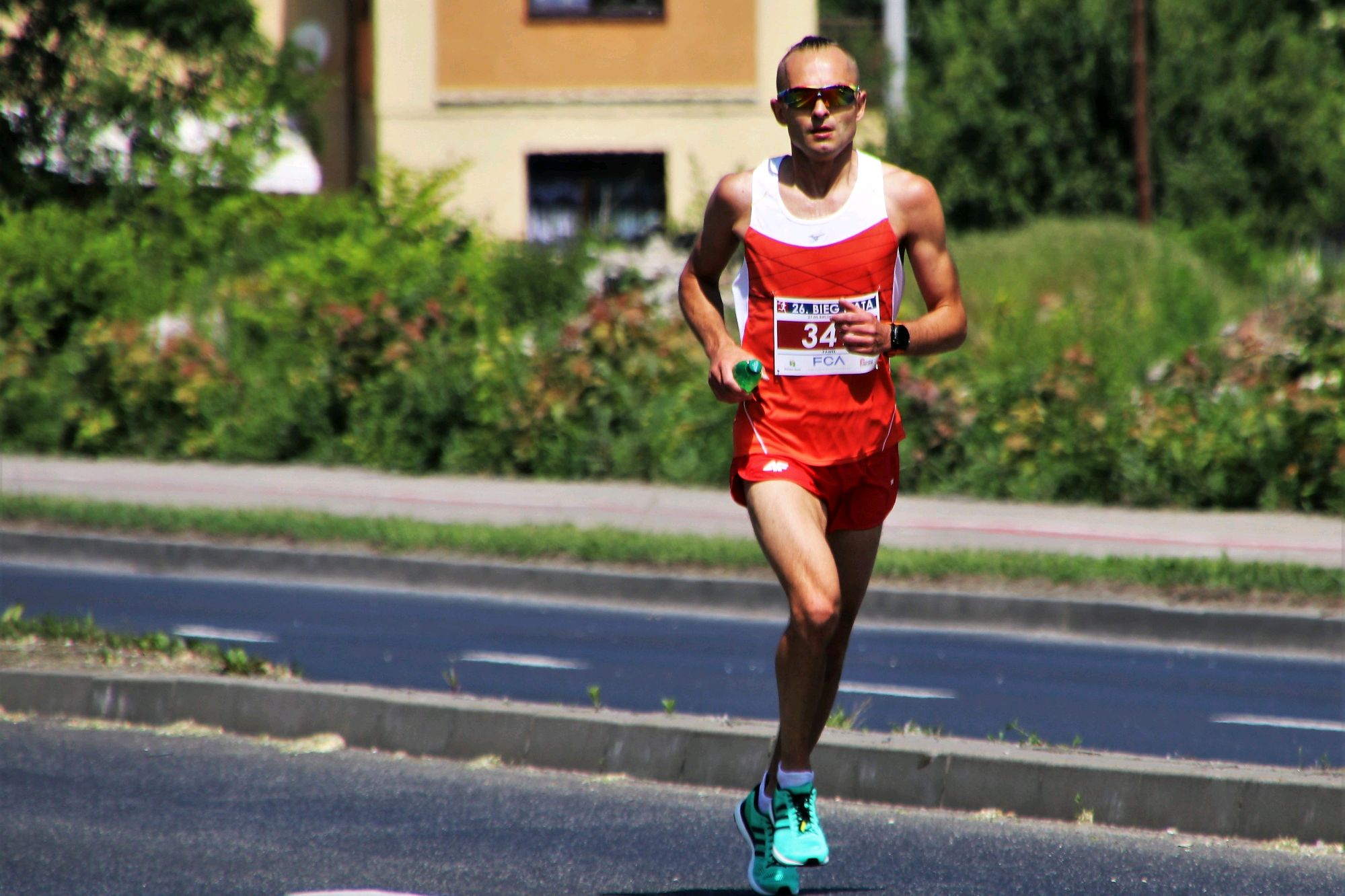 "步频180"从何而来?为什么说步频越高,跑步就不容易受伤!