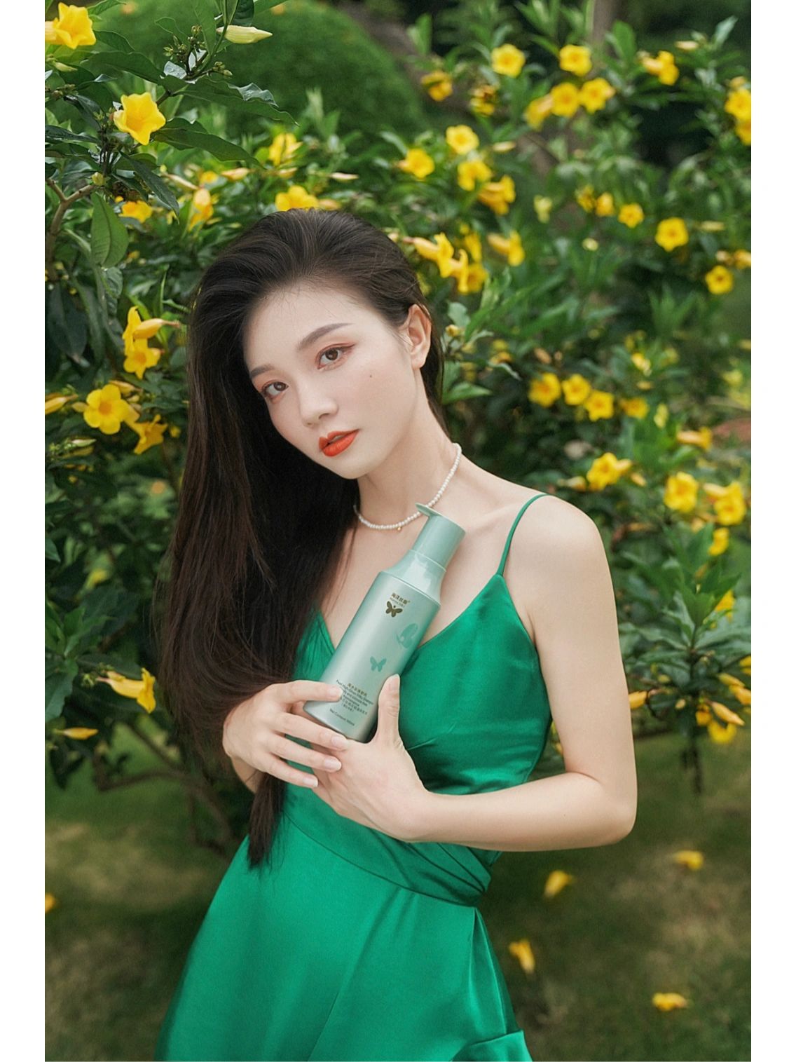 tony-yao今日又上线啦 这回用头发来创造出花环模样 温柔淑女很有