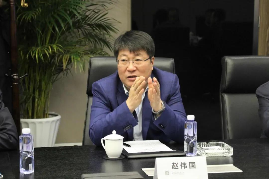 利益输送的套路,许家印和清华紫光集团原董事长赵伟国有何不同?