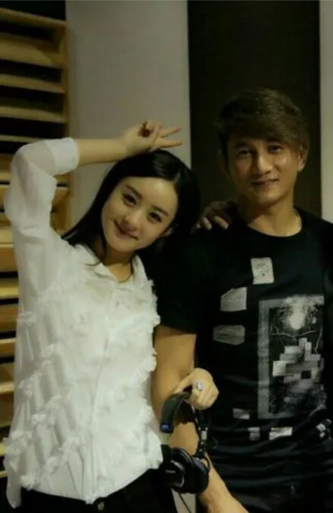 赵丽颖前经纪人赫茹曝猛料,成名之后膨胀了,背后资本大佬被爆