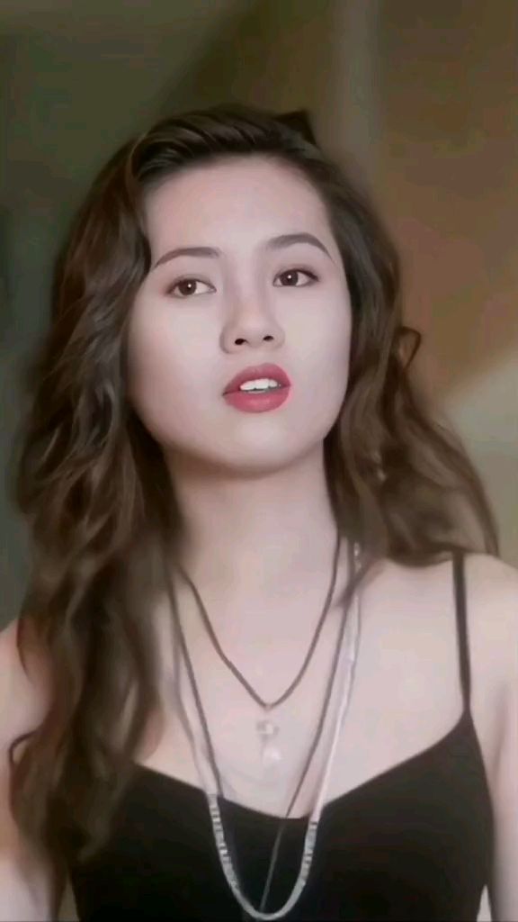 人间水蜜桃,又纯又欲!#李丽珍#港风