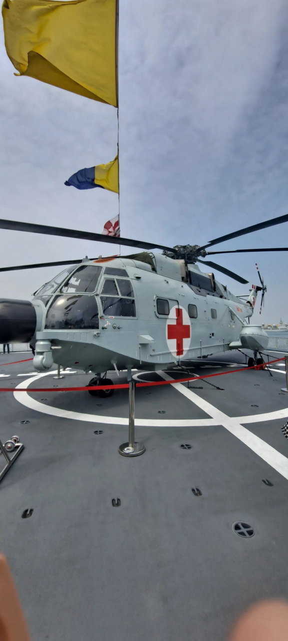 救护型直-8直升机