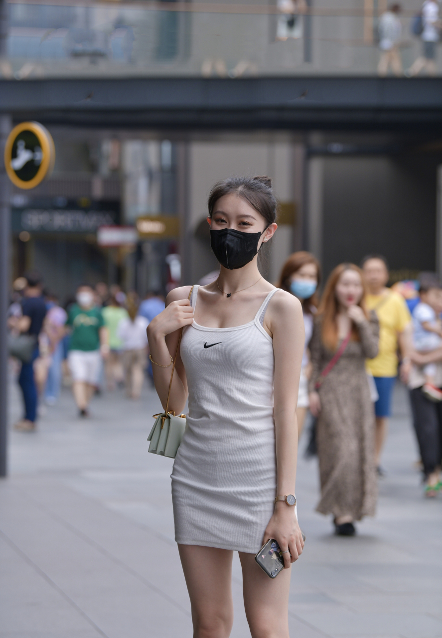 步行街美女
