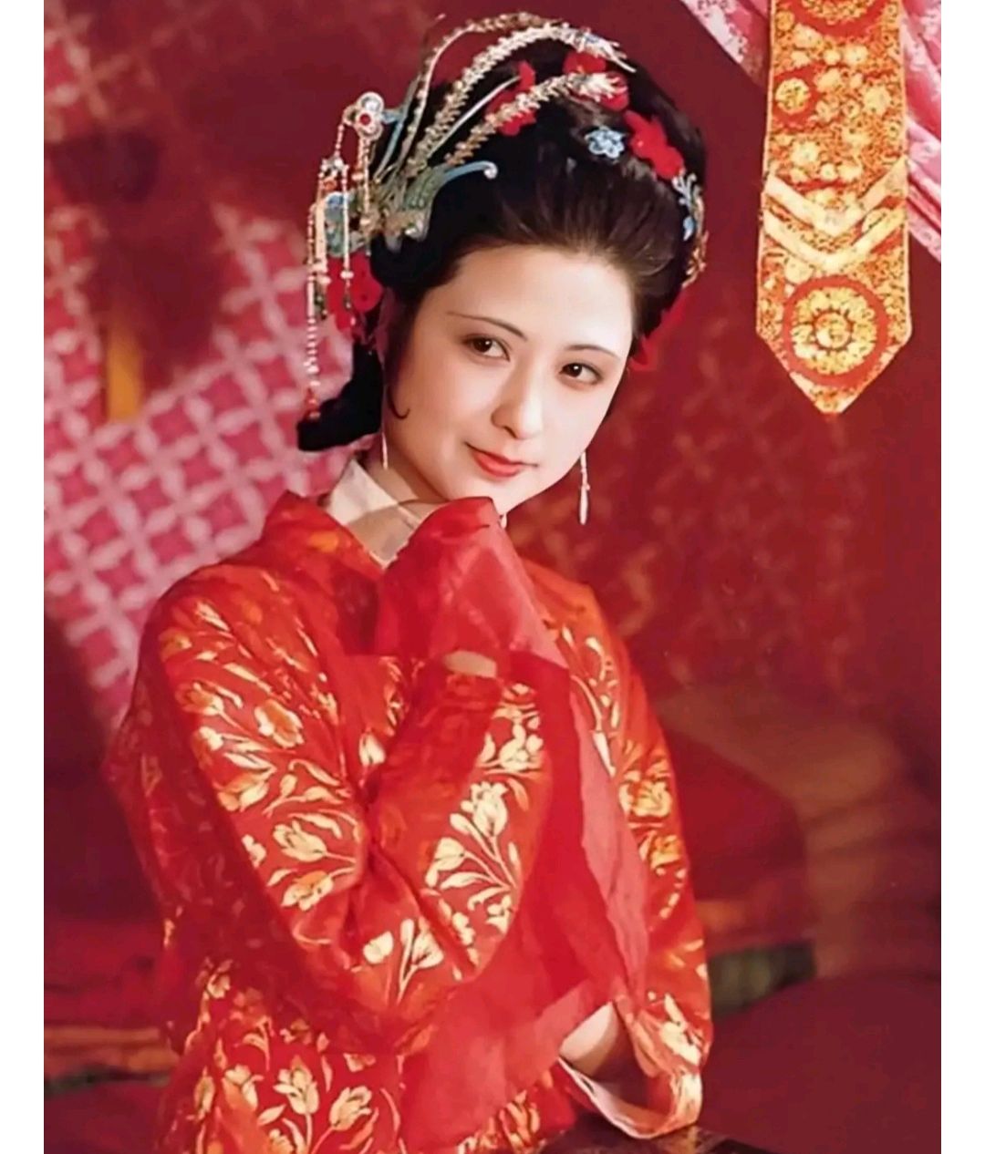 红楼梦里的周姨娘,能在夹缝生存,是容易被读者忽略的心机之王