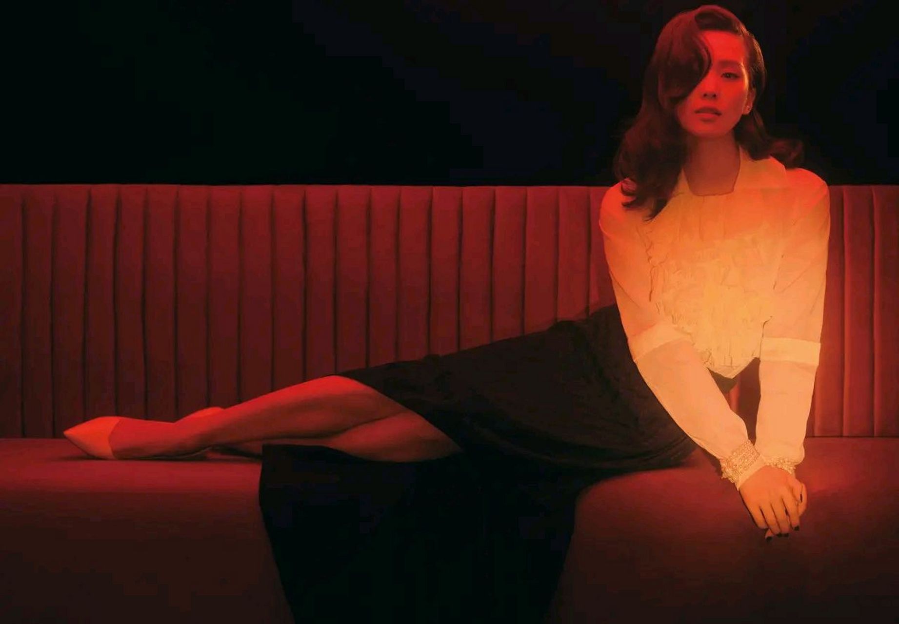 梦幻黑丝高跟鞋,恬静温柔的刘诗诗美腿之舞 刘诗诗,一个如黑丝般神秘