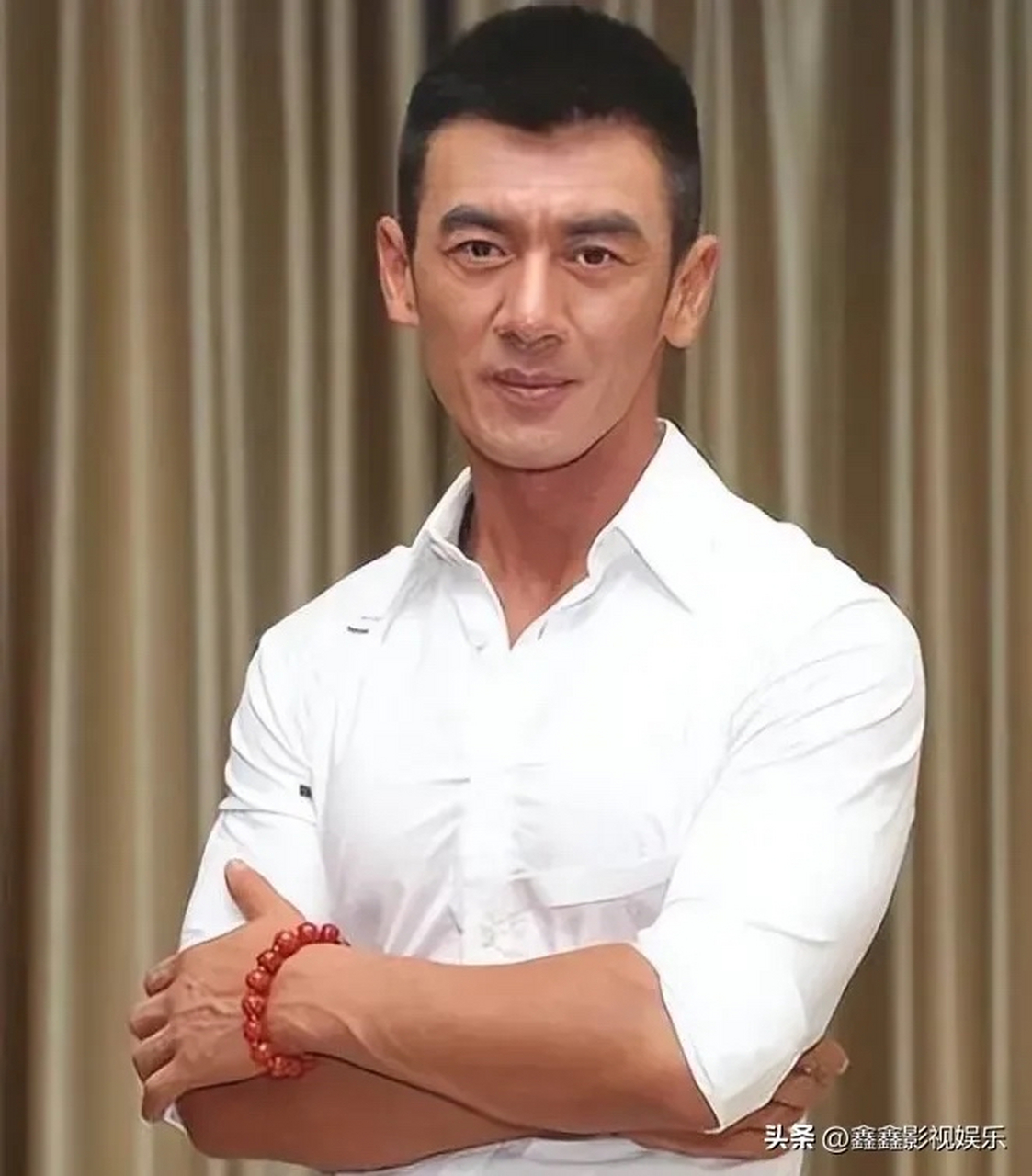 2004年,任天野的继母给他打电话说:"天野,我有了你爸的孩子,但他不