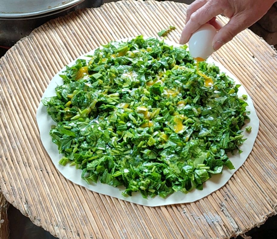 好吃不硬的菠菜盒子你吃过吗?