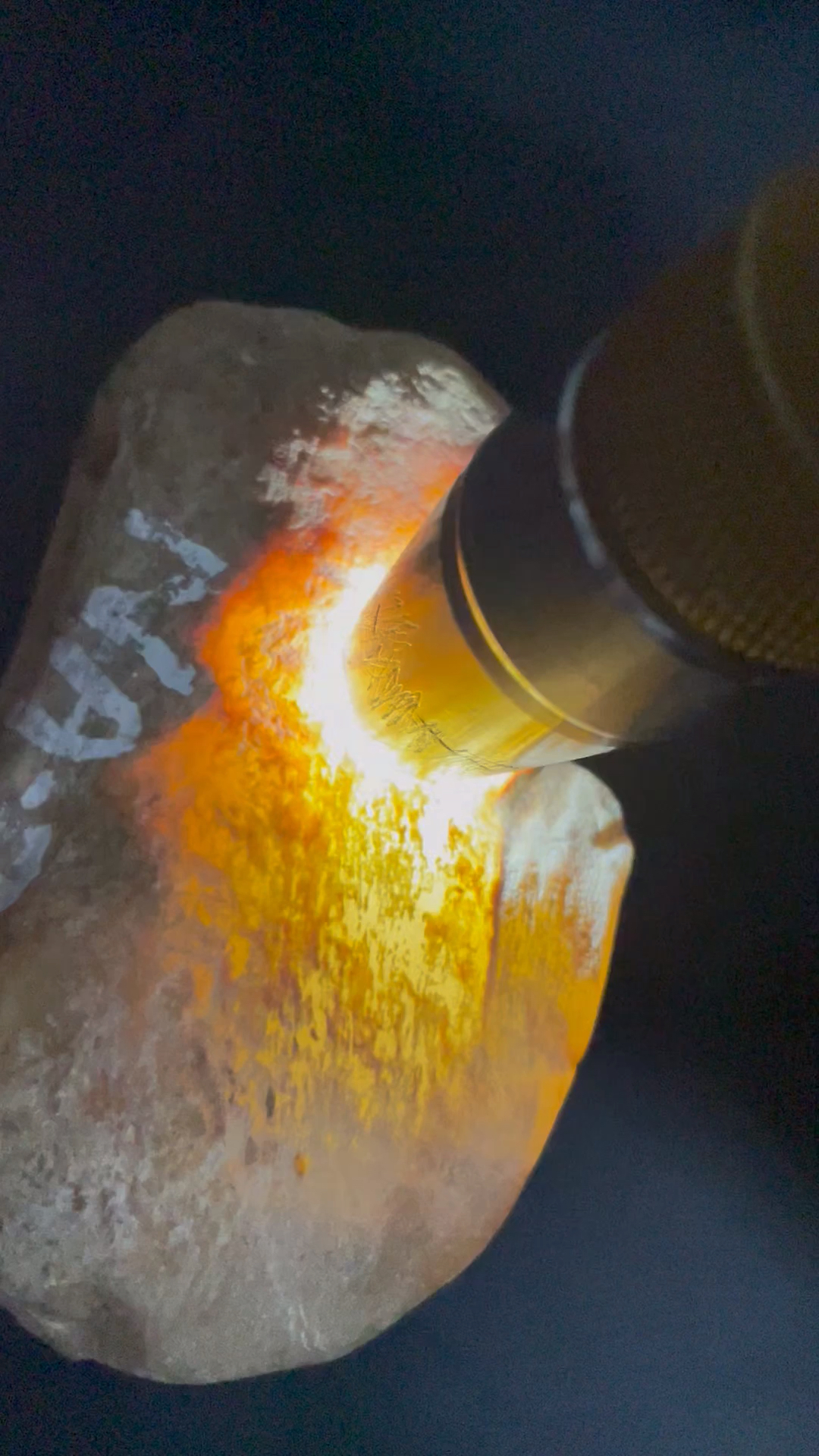 黄皮木那翡翠原石,脱沙水长-度小视