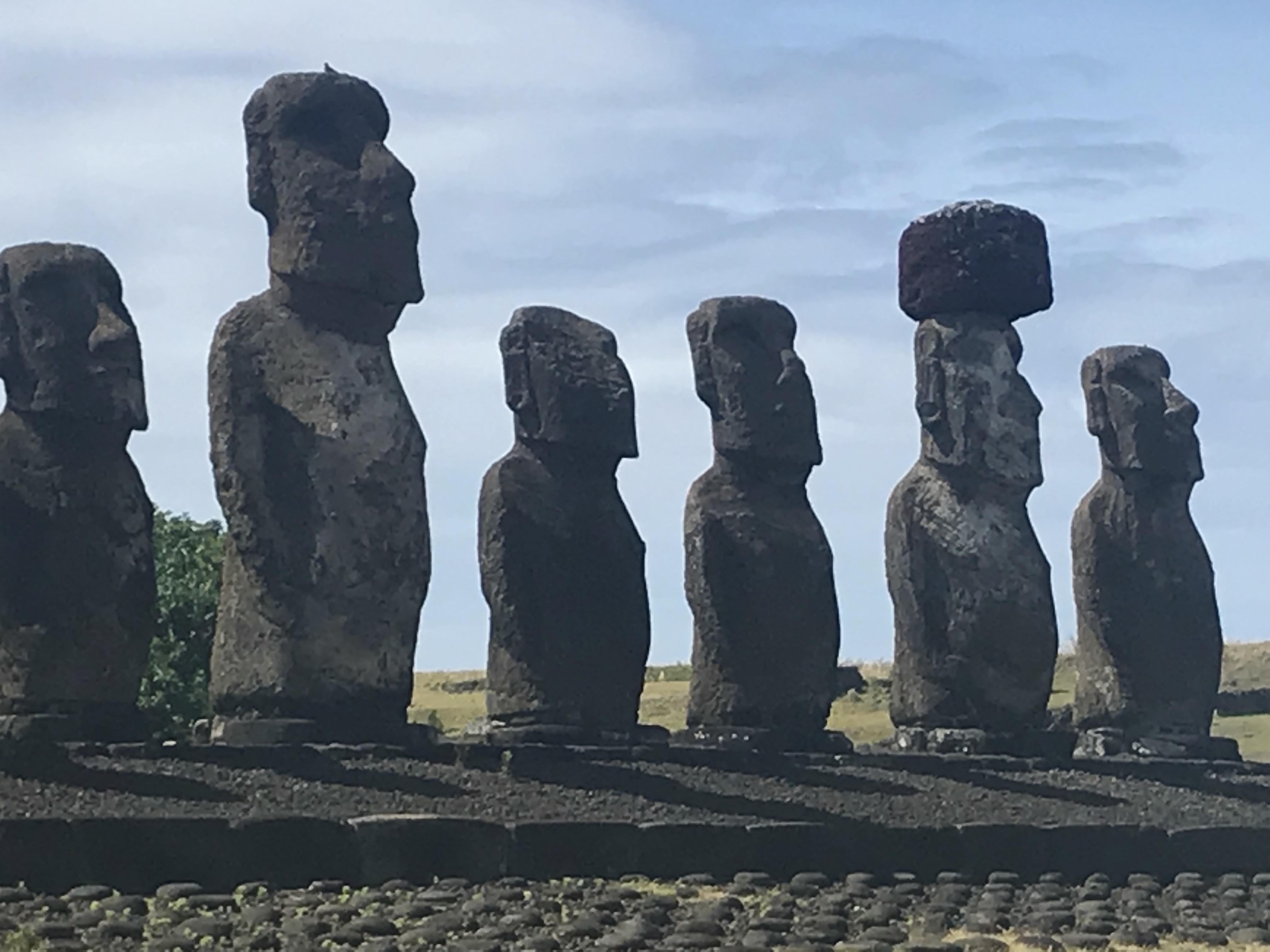 明信片上的石人像—智利的旅游名片