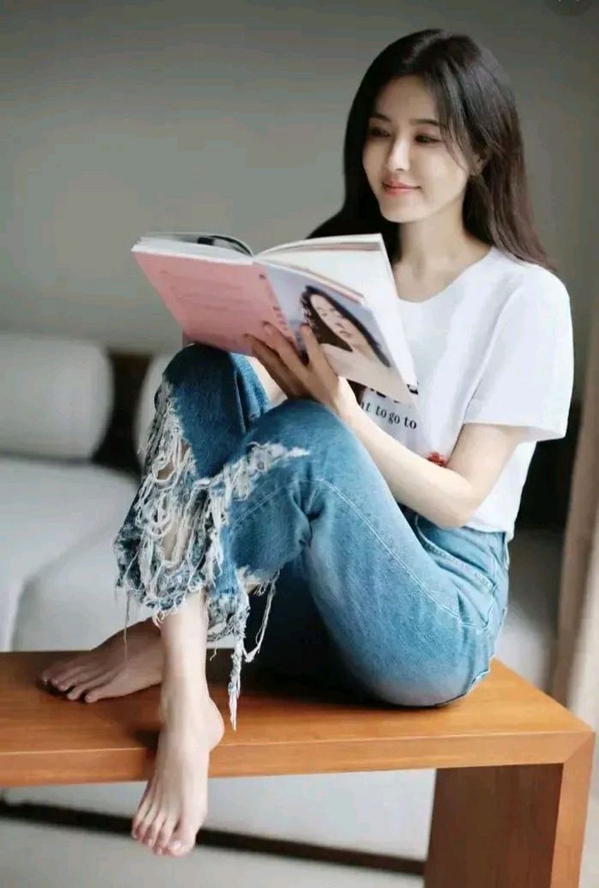 曾黎的脚必美!不接受反驳