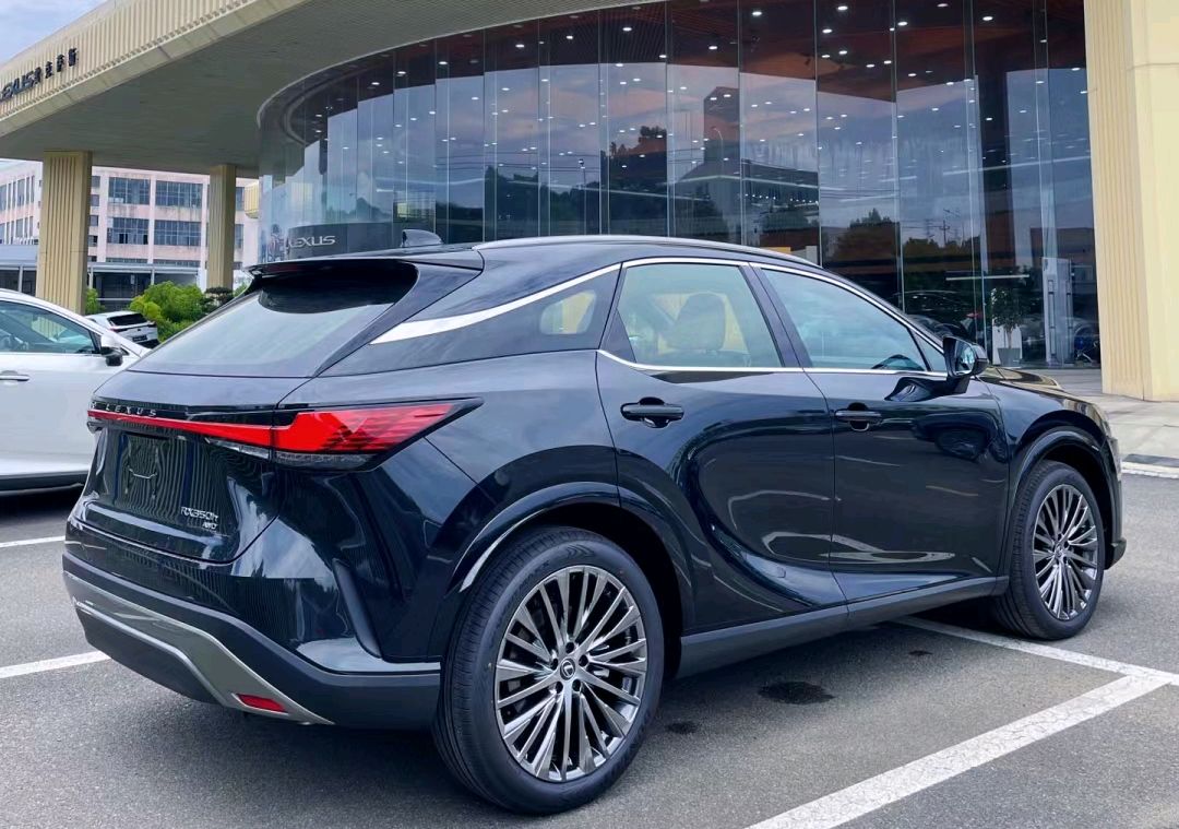 2024雷克萨斯rx登场,换装全新2.4t动力,引领豪华suv运动新风尚