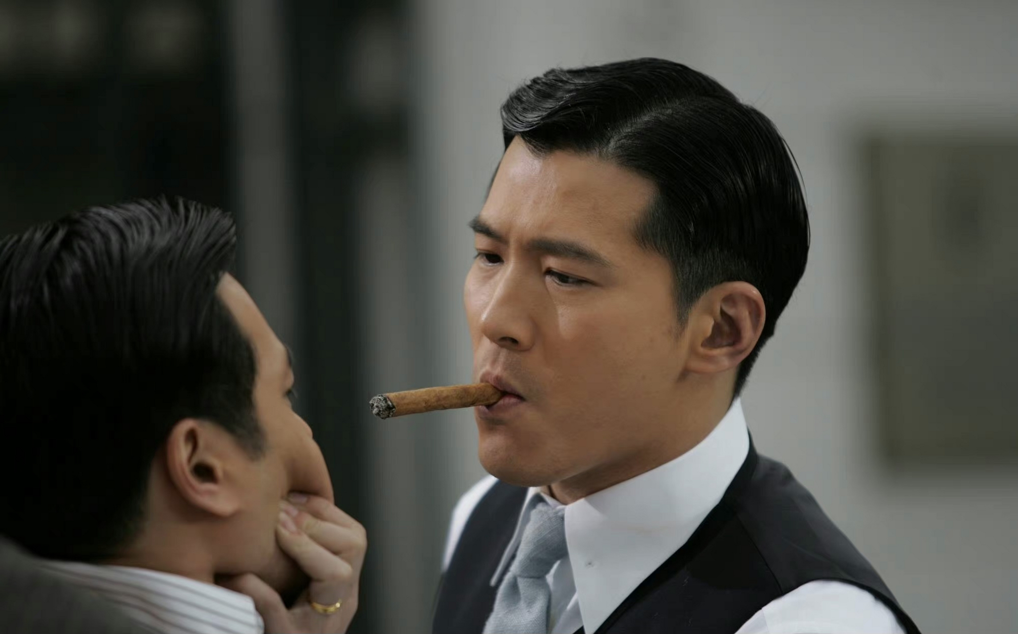 这位男演员的民国戏特别好看,这几年怎么都没看到了,好可惜啊.