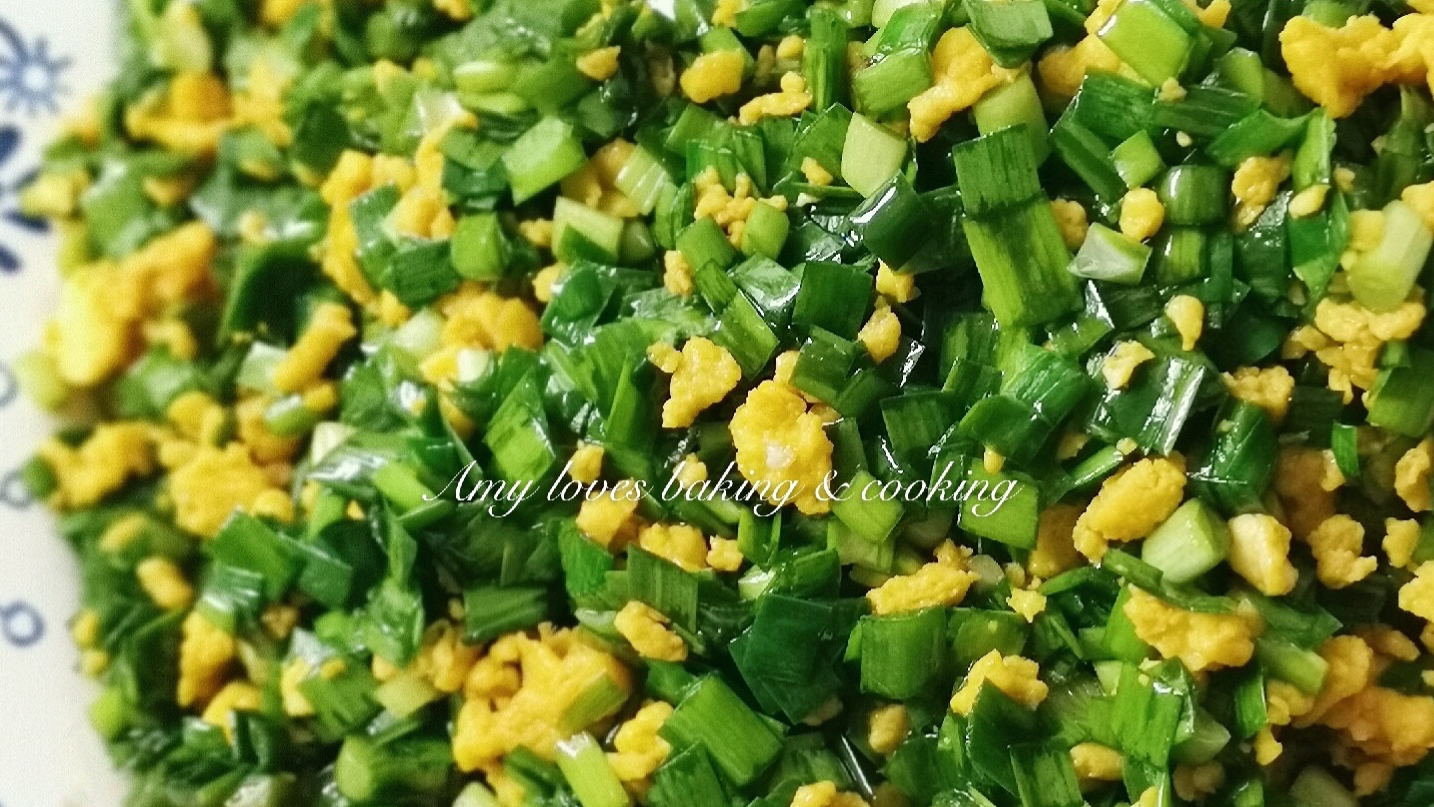 朝鲜族小梅最爱吃韭菜鸡蛋水饺,在放点虾皮子味道绝了,盖过龙虾