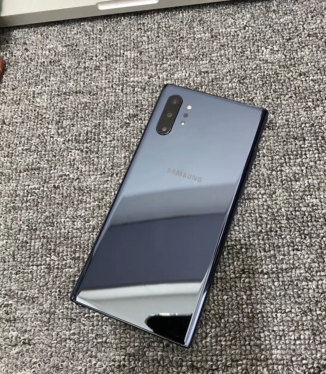 美版三星note10 已经不足三千,除了顶级屏幕它还有啥?