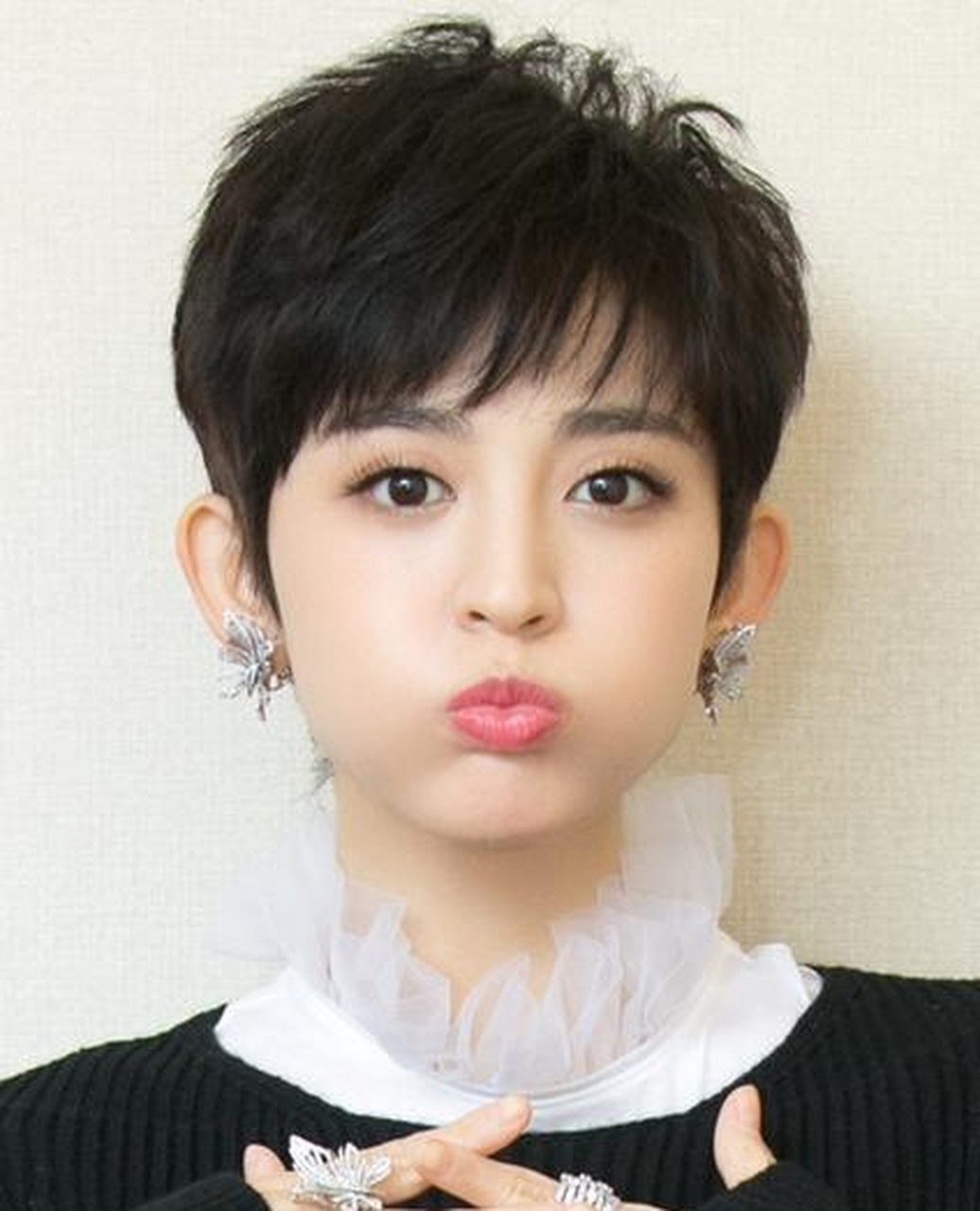 古力娜扎短发也不错呦