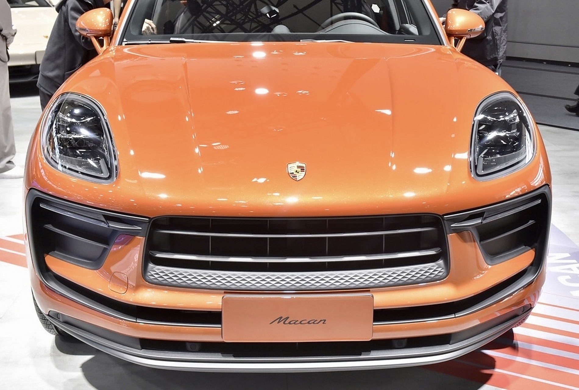 2024款保时捷macan 车展实拍图